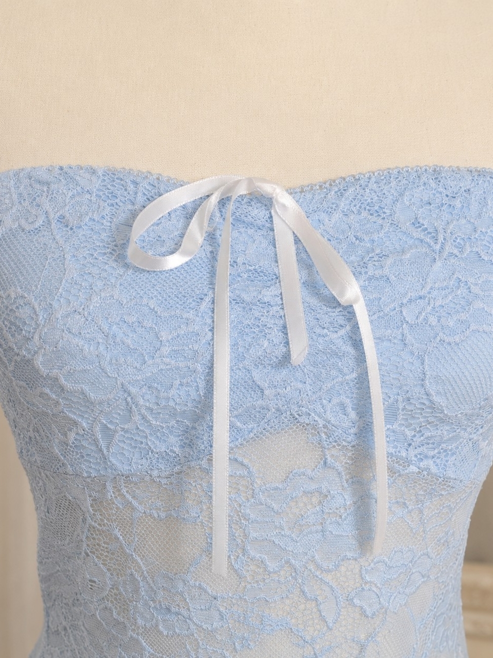 Princess Polly Light Blue Lace Strapless Tube Top with Satin Bow, NWT - Picture 8 of 9